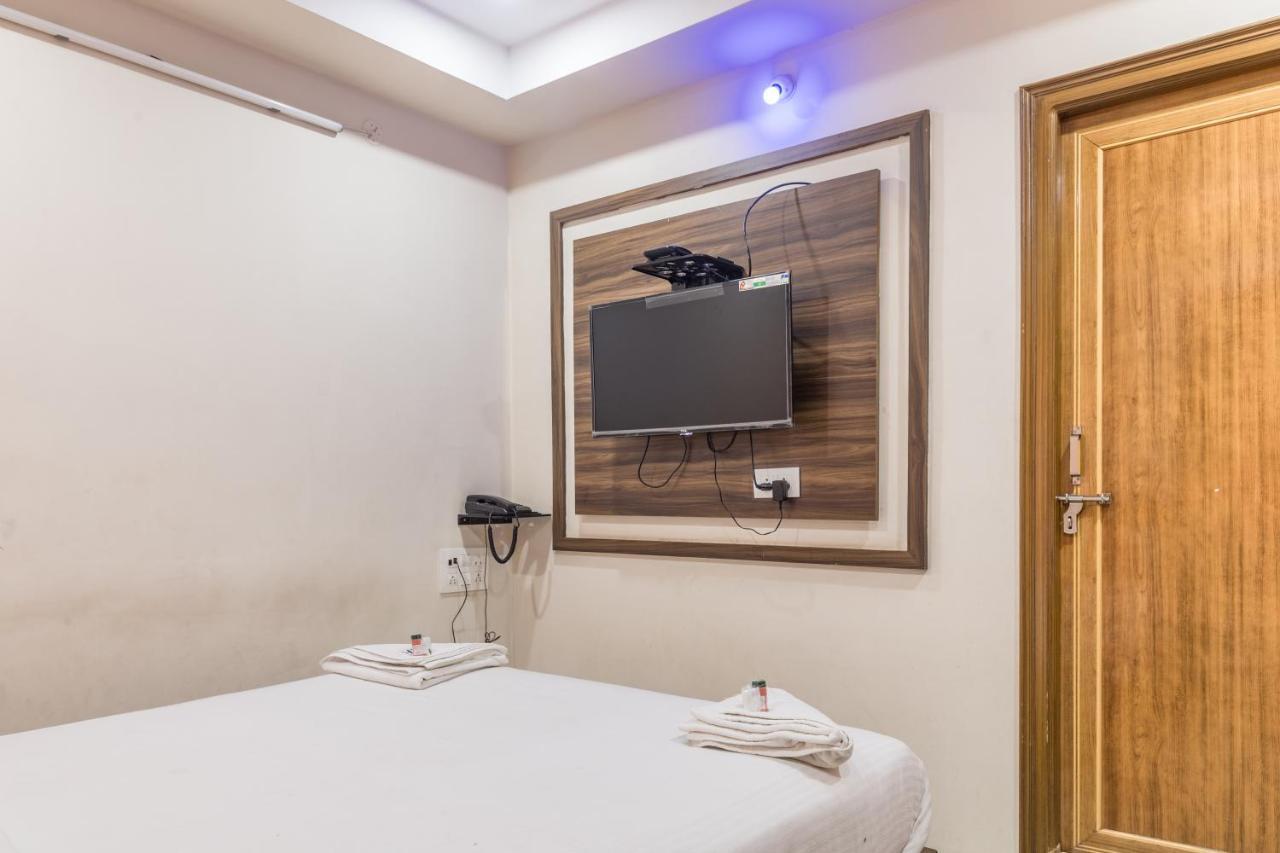 ויסאקפאטנם Hotel Renuka מראה חיצוני תמונה